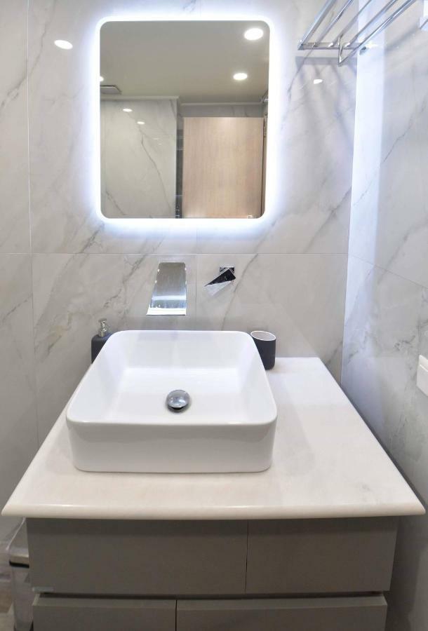 Papafeio Luxury Living Apartment 100M2 Солун Екстериор снимка